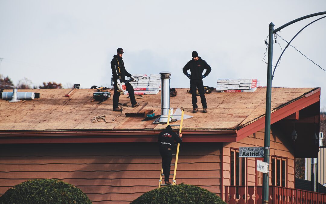 Top 5 Signs Your Atlanta Roof Needs Repair Or Replacement